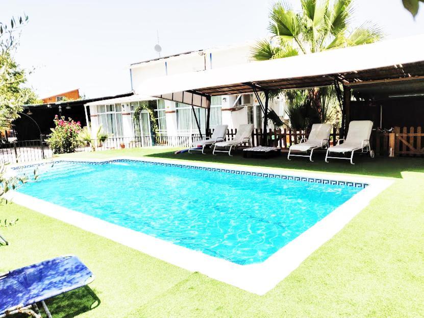 Villa Camino Del Palo Churriana de la Vega Exteriör bild
